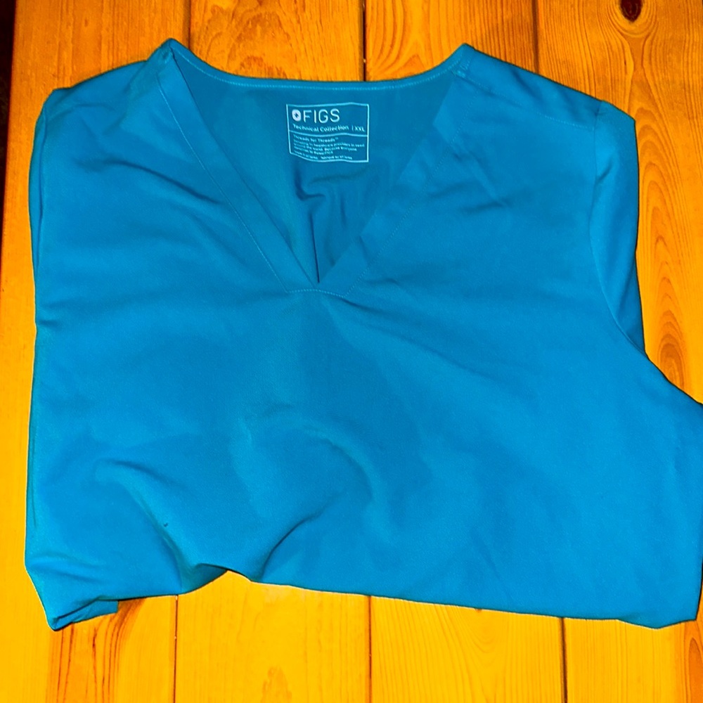 Figs 3 pocket casma scrub top